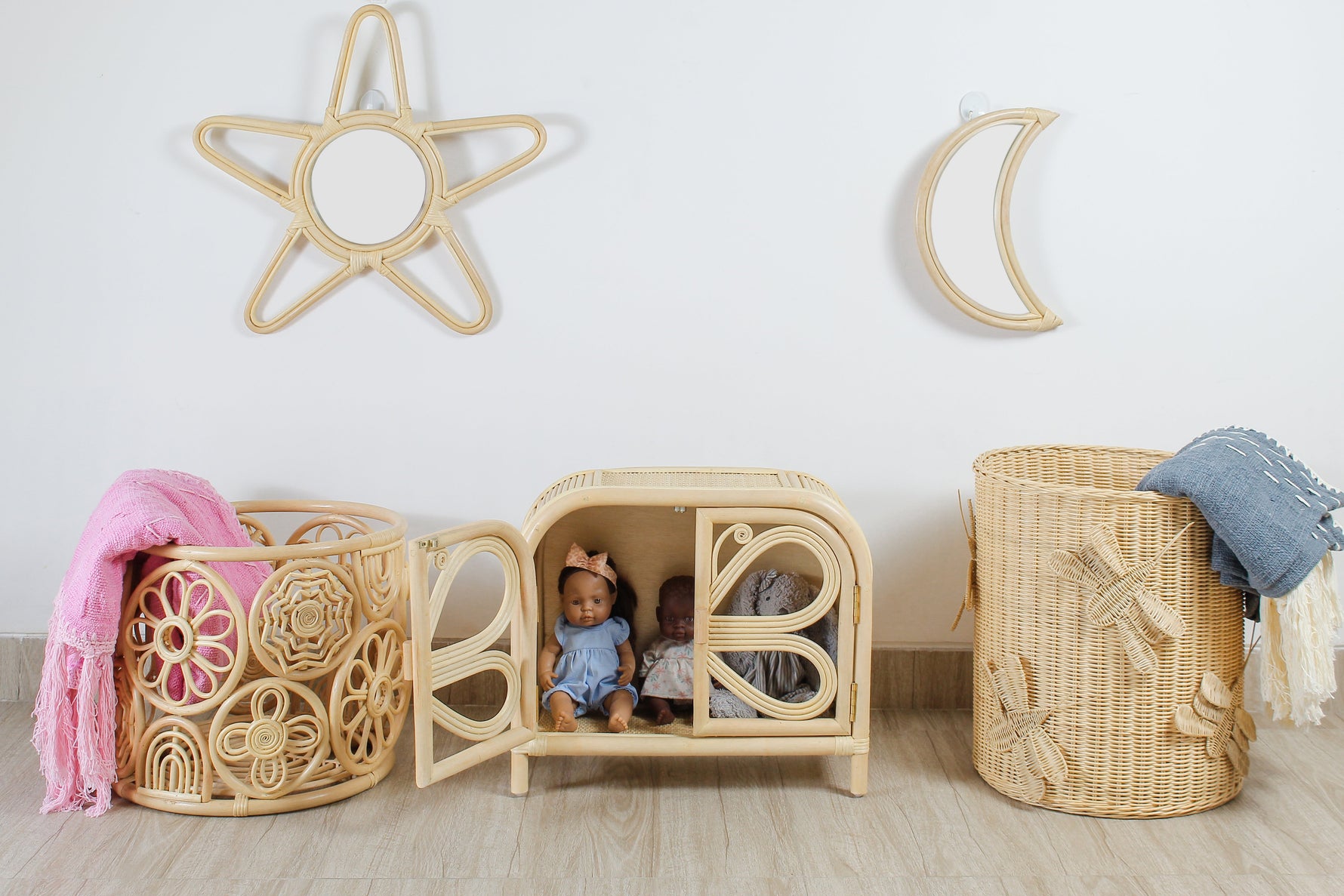 Flutter Wing Hamper Rattan Basket – Handwoven Boho Storage for Toys, Blankets & Laundry